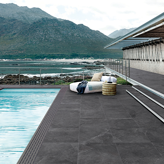 Enzo Coal - Lifestyle 1