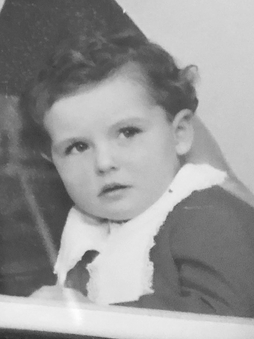 Kim Lang - Showroom Manager